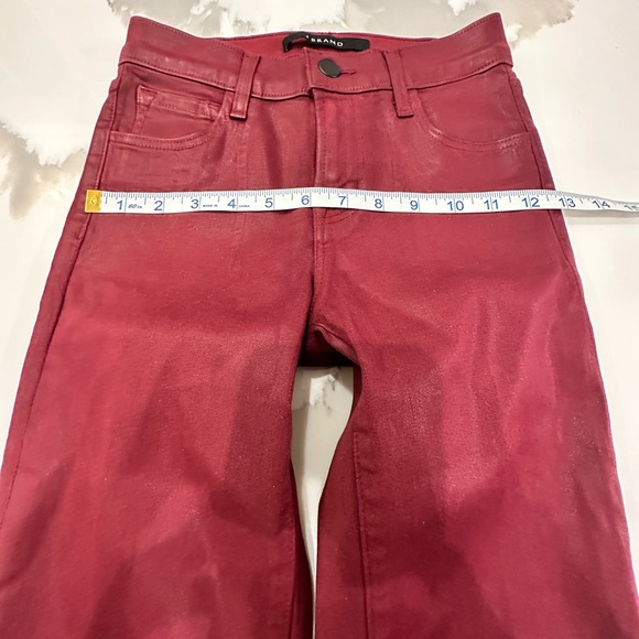 J Brand coated Jeans Sz 23 Super Skinny' Mid Rise Merlot. - Picture 6 of 9